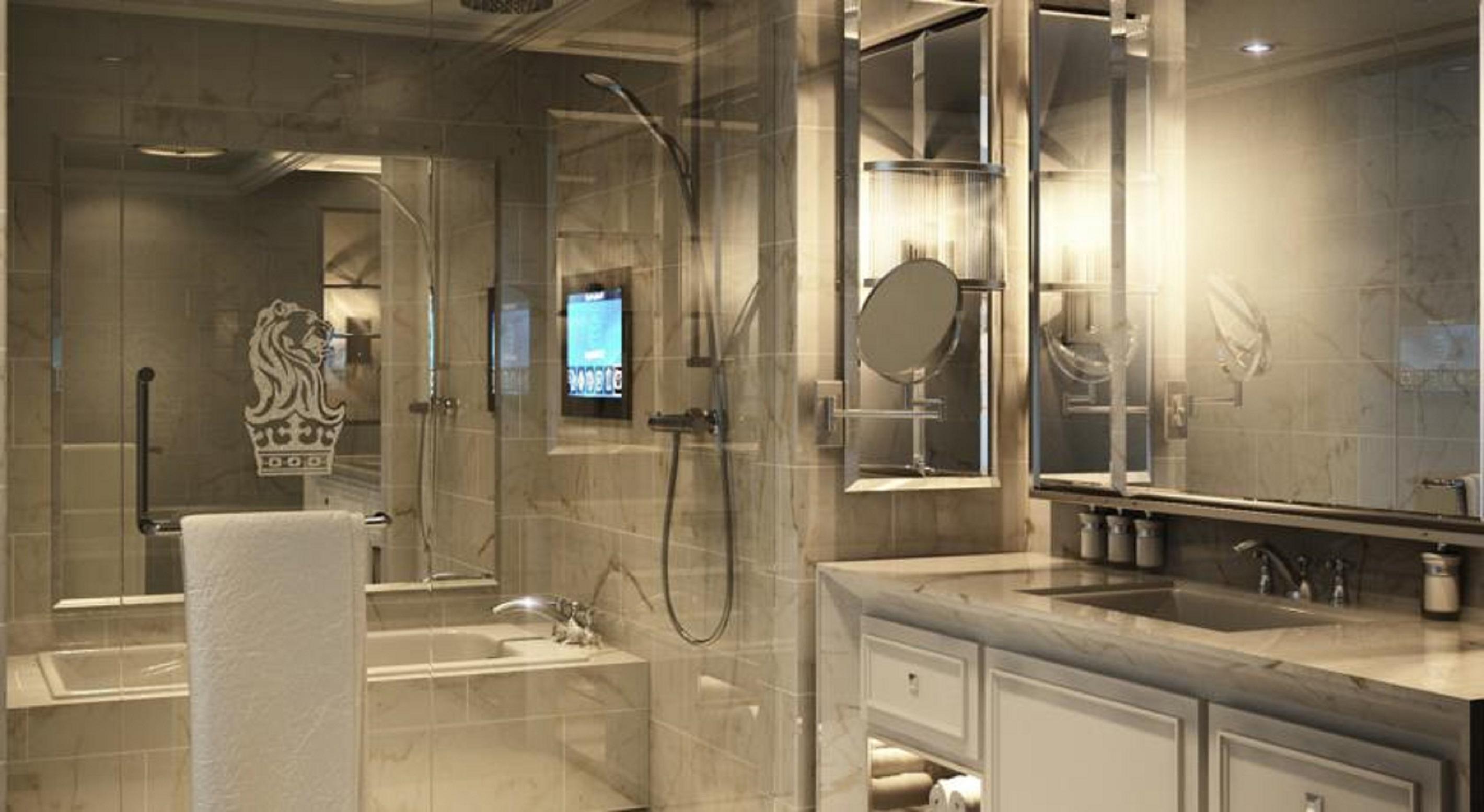 Отель The Ritz-Carlton, Куала-Лумпур Экстерьер фото A bathroom with a shower enclosure