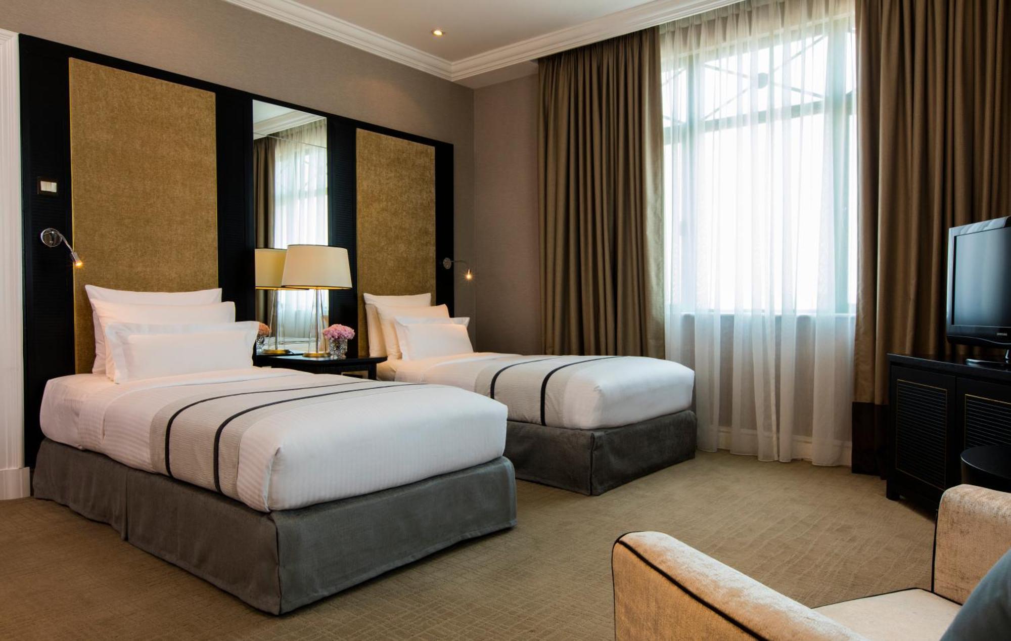 Отель The Ritz-Carlton, Куала-Лумпур Экстерьер фото Deluxe Room
